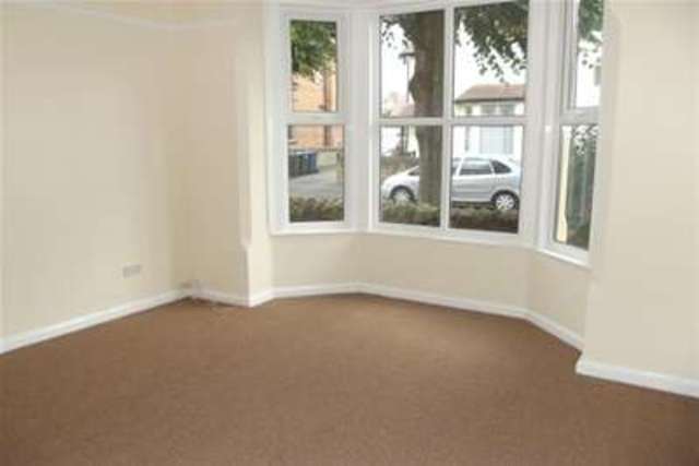  Image of 5 bedroom Detached house to rent in North Road West Bridgford Nottingham NG2 at Nottingham, NG2 7NG