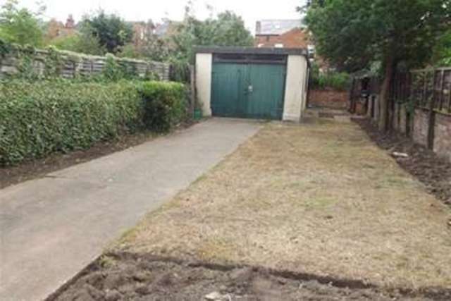  Image of 5 bedroom Detached house to rent in North Road West Bridgford Nottingham NG2 at Nottingham, NG2 7NG