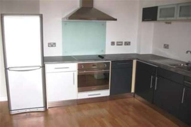  Image of 2 bedroom Flat to rent in Fitzwilliam Street Sheffield S1 at Sheffield, S1 4JQ