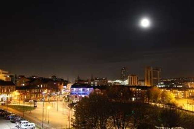  Image of 2 bedroom Flat to rent in Fitzwilliam Street Sheffield S1 at Sheffield, S1 4JQ