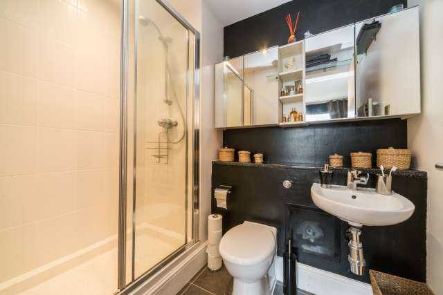  Image of 2 bedroom Flat for sale in Western Harbour Midway Edinburgh EH6 at Edinburgh, EH6 6PN