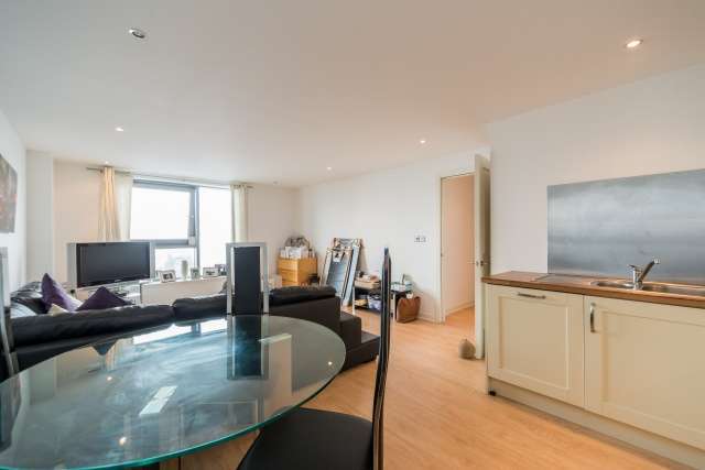  Image of 2 bedroom Ground Flat for sale in Western Harbour View Edinburgh EH6 at Edinburgh, EH6 6PG
