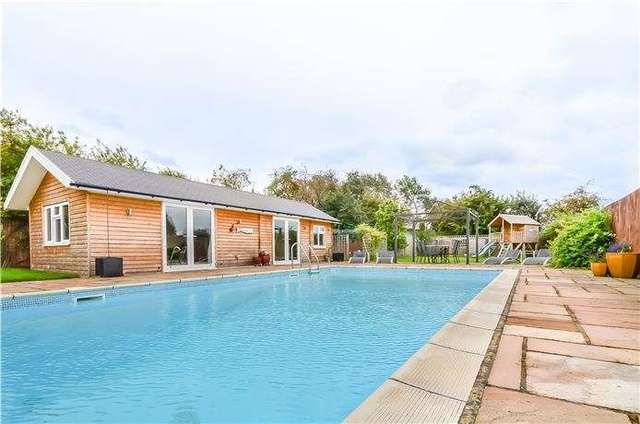  Image of 4 bedroom Detached house for sale in Wimpole Road Barton Cambridge CB23 at Barton, CB23 7AE