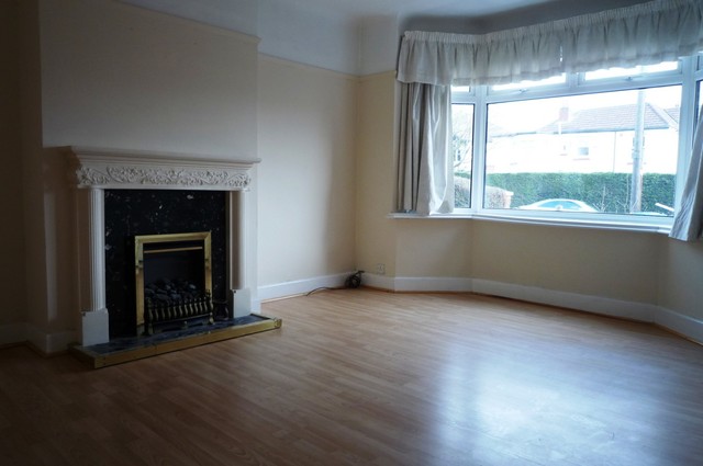 Image of 3 bedroom Semi-Detached house to rent in Winchester Road Shirley Southampton SO16 at Southampton, SO16 6TW