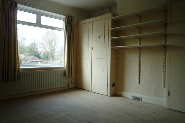  Image of 3 bedroom Semi-Detached house to rent in Winchester Road Shirley Southampton SO16 at Southampton, SO16 6TW