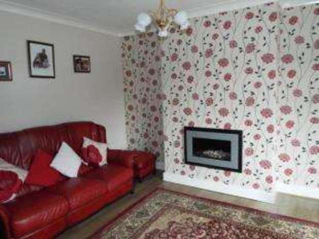  Image of 3 bedroom Semi-Detached house for sale in Windsor Road Mansfield NG18 at Mansfield Nottinghamshire Mansfield, NG18 4EF