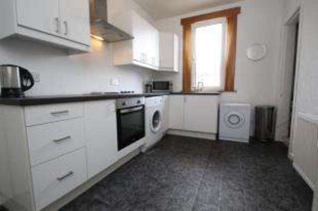  Image of 2 bedroom Flat for sale in Winifred Street Kirkcaldy KY2 at Kirkcaldy Fife Chapel, KY2 5SS