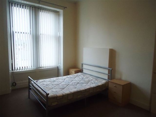  Image of 2 bedroom Flat to rent in Woodford Street Glasgow G41 at Shawlands Glasgow Glasgow, G41 3HW