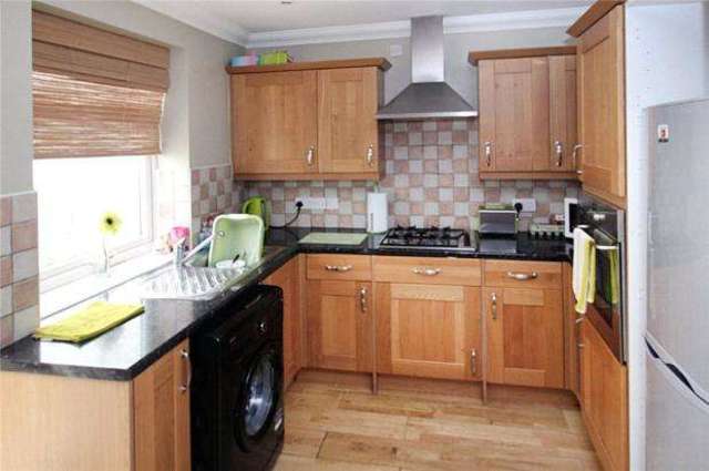  Image of 2 bedroom Terraced house to rent in Worthing Road Rustington Littlehampton BN16 at Rustington East Preston, BN16 3LX