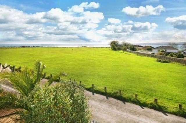  Image of 2 bedroom Cottage to rent in Daddyhole Plain Torquay TQ1 at Daddyhole Plain TORQUAY Devon, TQ1 2EG