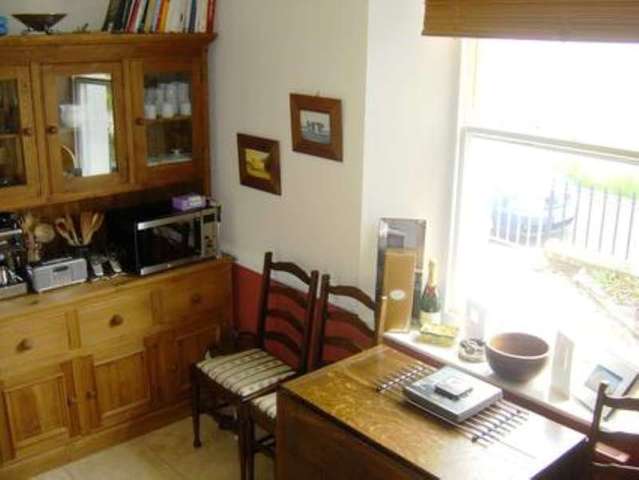  Image of 2 bedroom Cottage to rent in Daddyhole Plain Torquay TQ1 at Daddyhole Plain TORQUAY Devon, TQ1 2EG