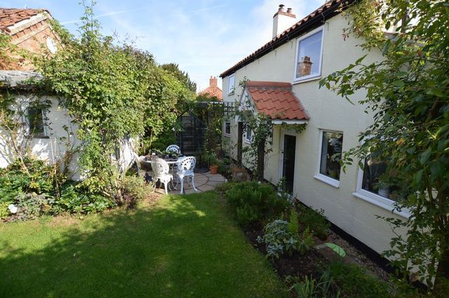  Image of 2 bedroom Detached house for sale in Church Lane Timberland Lincoln LN4 at Church Lane Timberland Lincoln, LN4 3SB