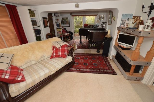  Image of 2 bedroom Detached house for sale in Church Lane Timberland Lincoln LN4 at Church Lane Timberland Lincoln, LN4 3SB