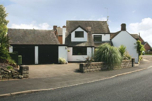  Image of 4 bedroom Detached house for sale in Whitgreave Lane Great Bridgeford Stafford ST18 at 2, Whitgreave Lane  Great Bridgeford, ST18 9SJ