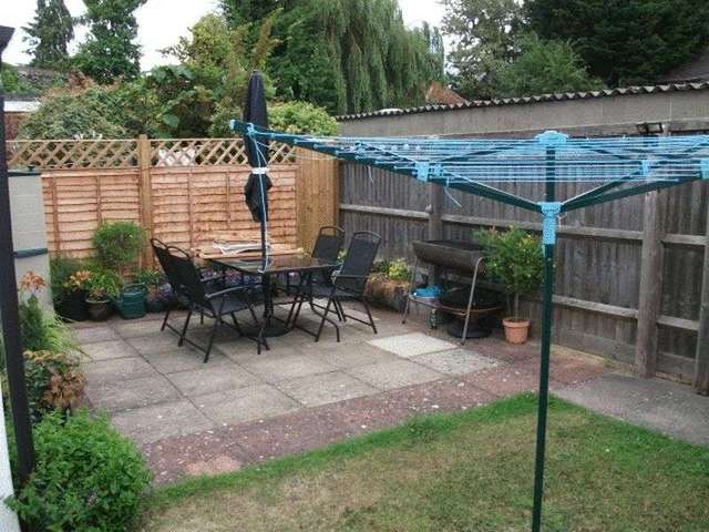  Image of 2 bedroom Terraced house to rent in Kingfishers Grove Wantage OX12 at Kingfishers Grove Wantage, OX12 7JL