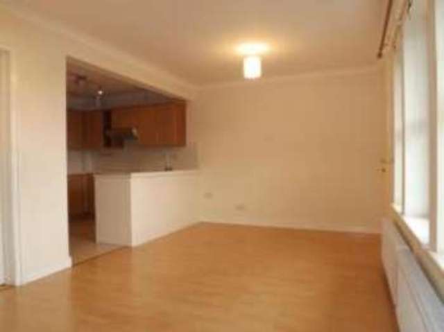  Image of 2 bedroom Flat for sale in St. James Road Torpoint PL11 at 16A St. James Road Torpoint Torpoint, PL11 2BH