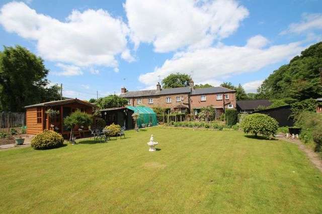  Image of 2 bedroom Terraced house to rent in Chenson Chenson Chulmleigh EX18 at Chenson Cottages  Chawleigh, EX18 7LF
