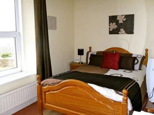  Image of 3 bedroom Cottage to rent in Daddyhole Plain Torquay TQ1 at Daddyhole Plain TORQUAY Devon, TQ1 2EG