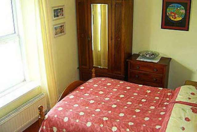  Image of 3 bedroom Cottage to rent in Daddyhole Plain Torquay TQ1 at Daddyhole Plain TORQUAY Devon, TQ1 2EG