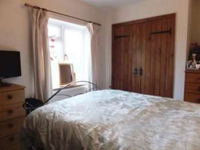 Image of 2 bedroom Terraced house for sale in Main Street Clanfield Bampton OX18 at Main Street Clanfield BAMPTON, OX18 2SJ