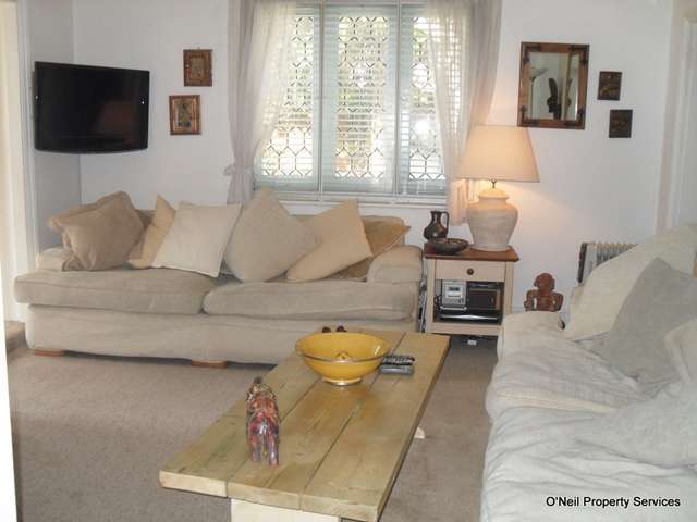 Image of 3 bedroom Detached house to rent in Fulmer Lane Gerrards Cross SL9 at Fulmer Lane  Gerrards Cross, SL9 7BL