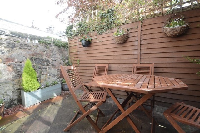  Image of 2 bedroom Flat to rent in Abercorn Terrace Edinburgh EH15 at Portobello Edinburgh Edinburgh, EH15 2DF