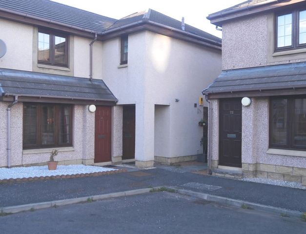  Image of 3 bedroom Flat to rent in Alcorn Square Edinburgh EH14 at Wester Hailes Edinburgh Edinburgh, EH14 3GA