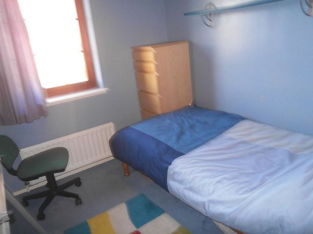  Image of 3 bedroom Flat to rent in Alcorn Square Edinburgh EH14 at Wester Hailes Edinburgh Edinburgh, EH14 3GA