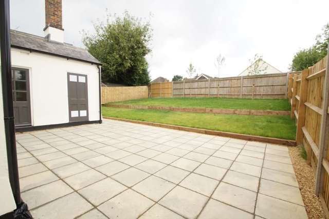  Image of 4 bedroom Detached house for sale in Reson Way Hemel Hempstead HP1 at Reson Way Reson Way Hemel Hempstead, HP1 1NU