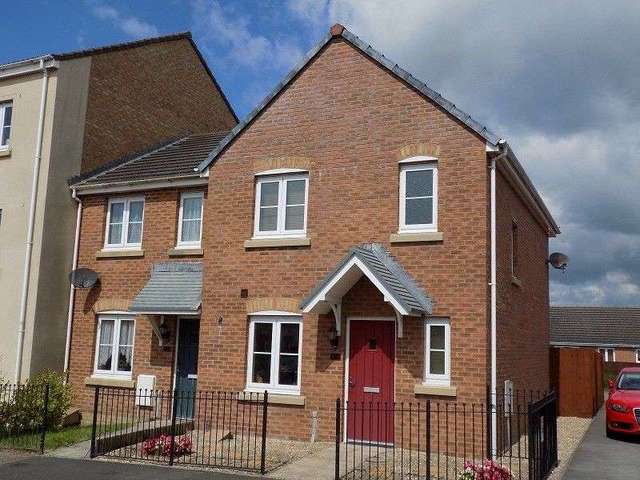  Image of 3 bedroom End of Terrace for sale in Angel Way North Cornelly Bridgend CF33 at Angel Way  North Cornelly, CF33 4PB