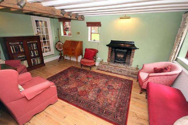  Image of 3 bedroom Cottage for sale in Wellcroft Ivinghoe Leighton Buzzard LU7 at Wellcroft Ivinghoe Ivinghoe, LU7 9EF