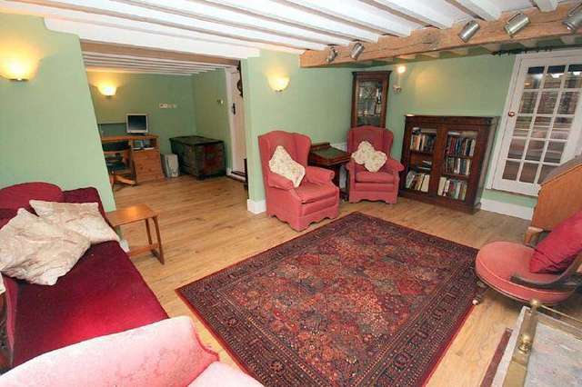  Image of 3 bedroom Cottage for sale in Wellcroft Ivinghoe Leighton Buzzard LU7 at Wellcroft Ivinghoe Ivinghoe, LU7 9EF