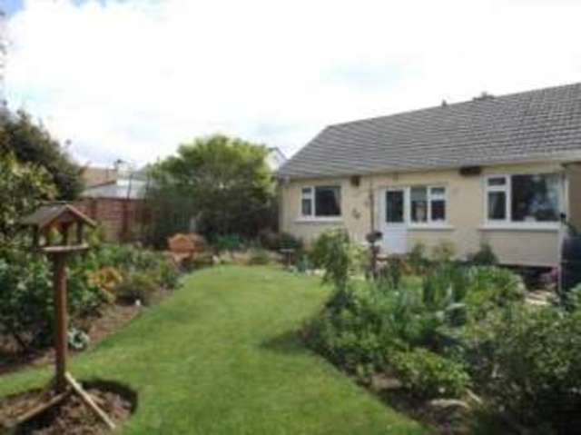  Image of 2 bedroom Bungalow for sale in Penvale Close Barripper Camborne TR14 at Barripper Camborne Barripper, TR14 0QP