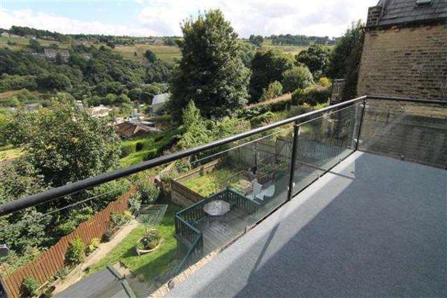  Image of 2 bedroom Cottage for sale in Quarry Hill Sowerby Bridge HX6 at Sowerby Bridge, HX6 3BQ