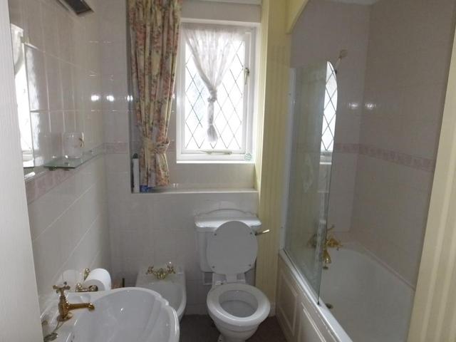 Image of 2 bedroom Bungalow for sale in New Road Begelly Kilgetty SA68 at Kilgetty Pembrokeshire Begelly, SA68 0YE