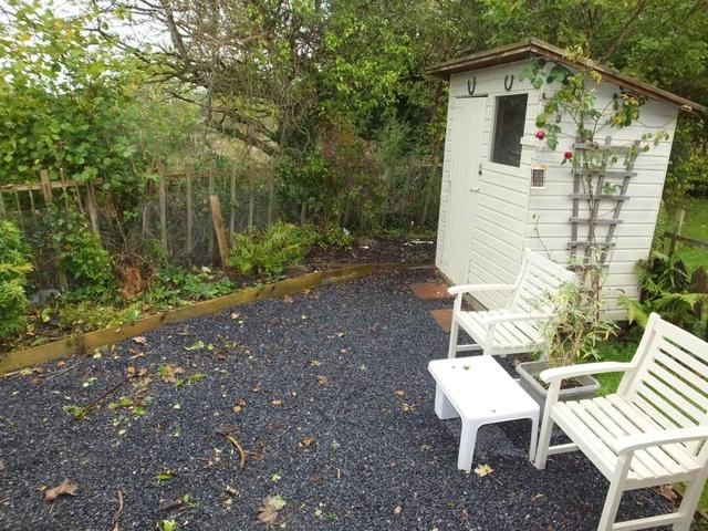  Image of 2 bedroom Bungalow for sale in New Road Begelly Kilgetty SA68 at Kilgetty Pembrokeshire Begelly, SA68 0YE