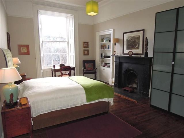  Image of 3 bedroom Flat to rent in Brandon Street Edinburgh EH3 at New Town Edinburgh Edinburgh, EH3 5DX