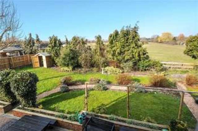  Image of 5 bedroom Semi-Detached house to rent in Bracknell Road Warfield Bracknell RG42 at Bracknell Road Warfield Warfield, RG42 6JY