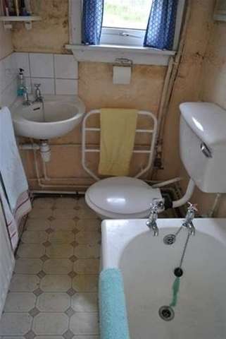  Image of 1 bedroom Detached house for sale in Kames Tighnabruaich PA21 at Kames, PA21 2AB