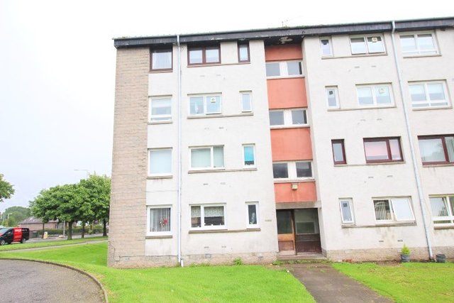  Image of 2 bedroom Flat to rent in Cairncry Road Aberdeen AB16 at Cornhill Aberdeen Aberdeen, AB16 5DT