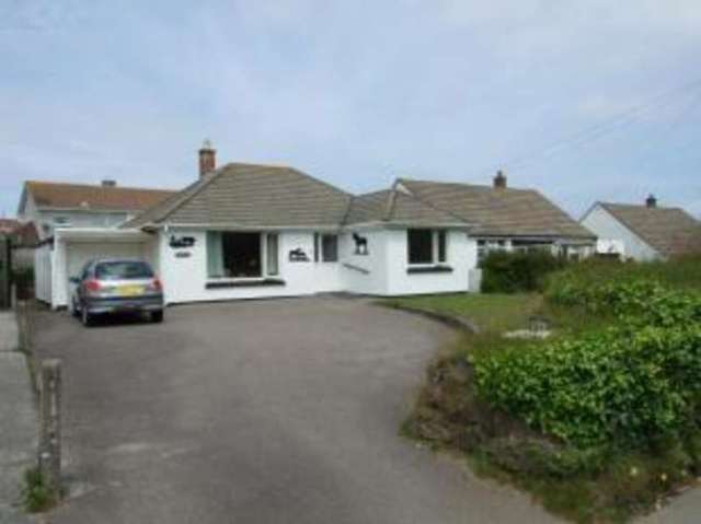  Image of 3 bedroom Bungalow for sale in North Roskear Road Tuckingmill Camborne TR14 at Camborne Cornwall Camborne, TR14 8PW