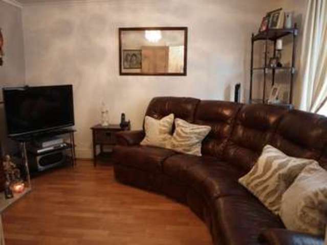  Image of 2 bedroom Detached house for sale in High Street Collingham Newark NG23 at 85 High Street Collingham Newark, NG23 7NG