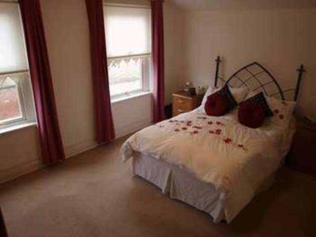  Image of 2 bedroom Detached house for sale in High Street Collingham Newark NG23 at 85 High Street Collingham Newark, NG23 7NG