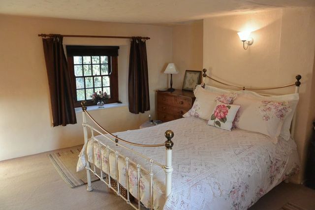  Image of 3 bedroom Cottage for sale in Duporth Road St. Austell PL25 at Duporth Road  Charlestown, PL25 3NU