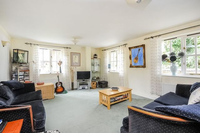  Image of 5 bedroom Detached house for sale in Charlton Village Road Charlton Wantage OX12 at Charlton Village Road Charlton Wantage, OX12 7HE