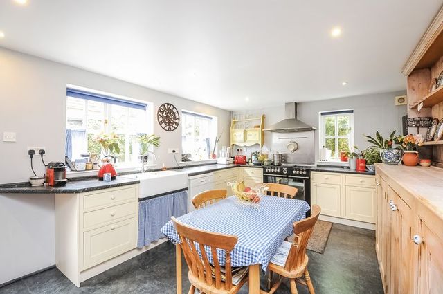  Image of 5 bedroom Detached house for sale in Charlton Village Road Charlton Wantage OX12 at Charlton Village Road Charlton Wantage, OX12 7HE