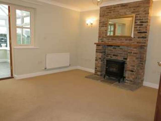  Image of 3 bedroom Semi-Detached house for sale in Back Lane Dunston Lincoln LN4 at 32A Back Lane Dunston Lincoln, LN4 2EH