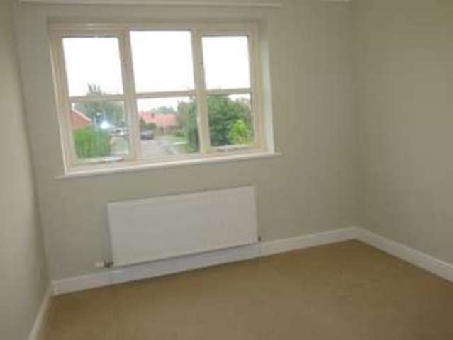  Image of 3 bedroom Semi-Detached house for sale in Back Lane Dunston Lincoln LN4 at 32A Back Lane Dunston Lincoln, LN4 2EH