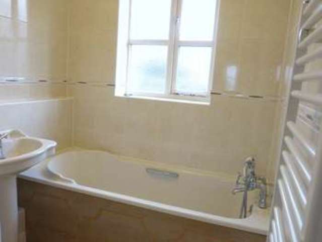  Image of 3 bedroom Semi-Detached house for sale in Back Lane Dunston Lincoln LN4 at 32A Back Lane Dunston Lincoln, LN4 2EH
