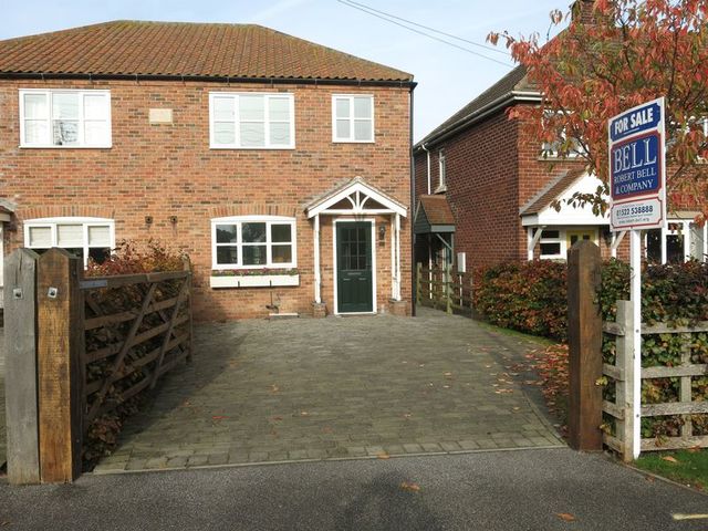  Image of 3 bedroom Semi-Detached house for sale in Back Lane Dunston Lincoln LN4 at 32A Back Lane Dunston Lincoln, LN4 2EH
